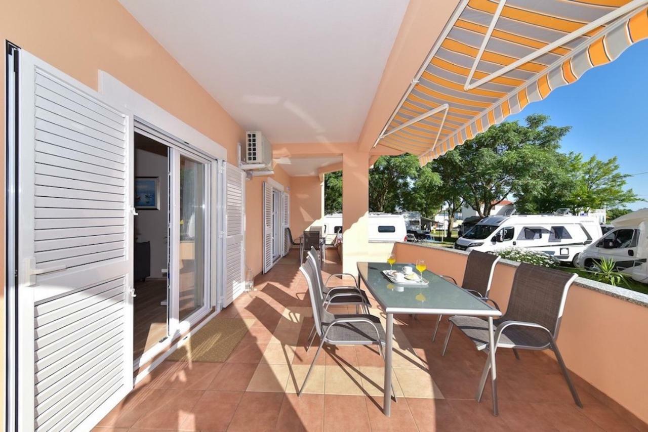 Apartments Medanic - Private Pool Privlaka  Exterior photo